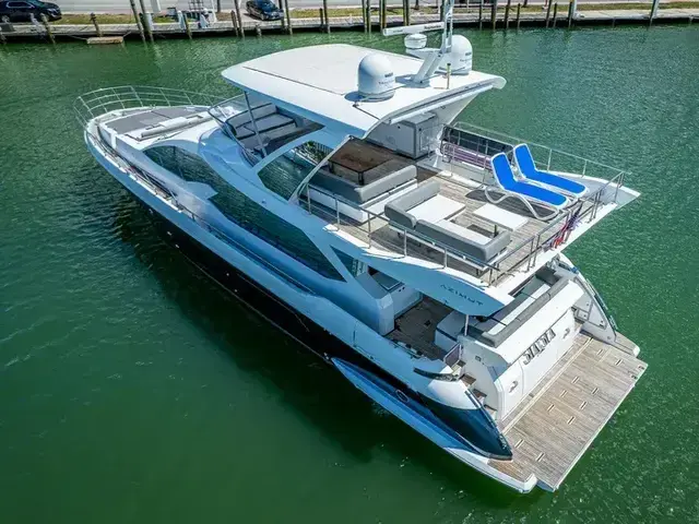 Azimut 72