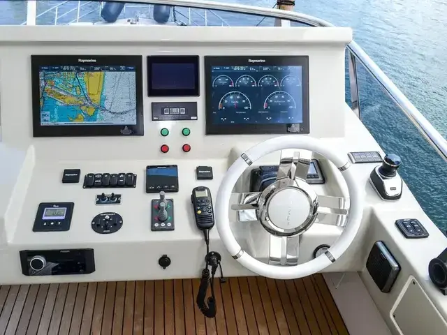 Azimut 66