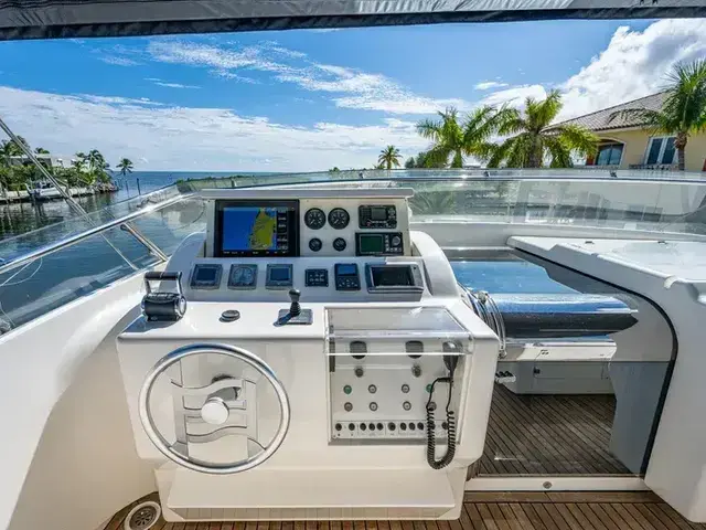 Ferretti Yachts 94