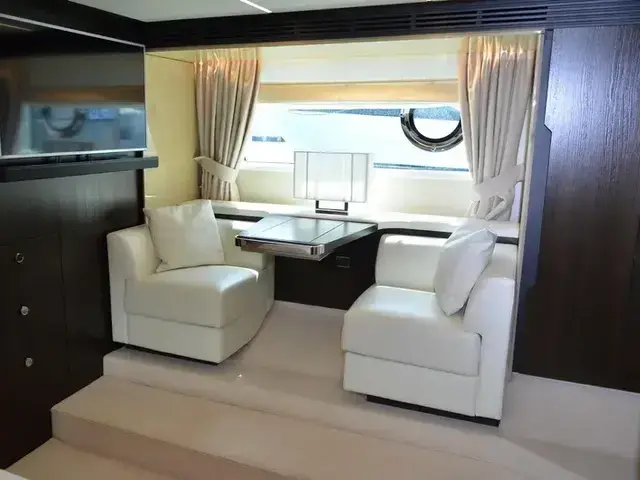 Azimut 66