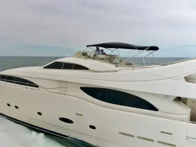 Ferretti Yachts 94