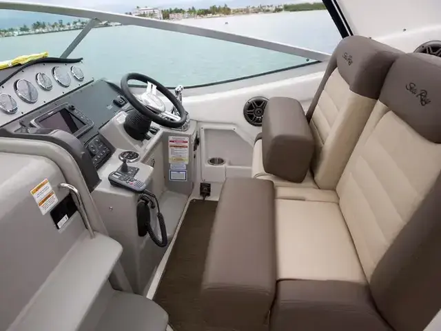 Sea Ray 330 Sundancer