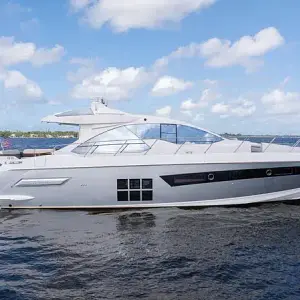 2015 Azimut 55s