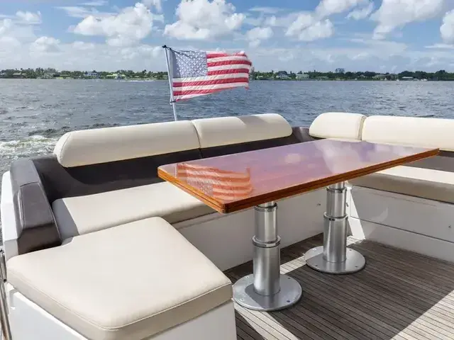 Azimut 55s