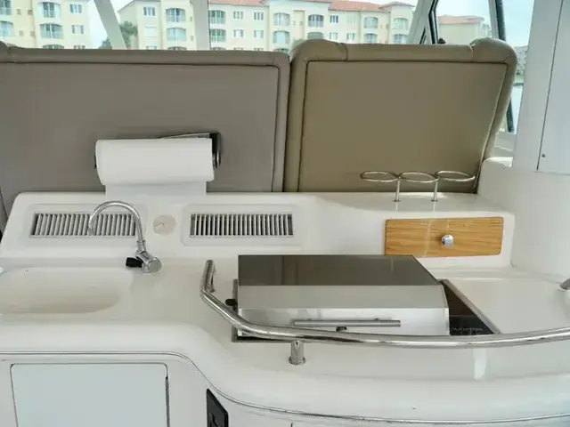 Sea Ray 480 Motor Yacht