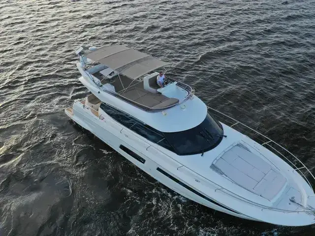 Prestige 550