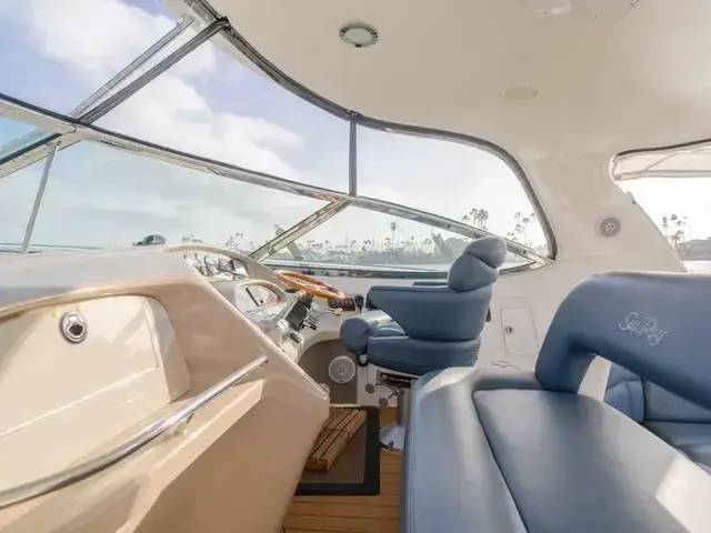 Sea Ray 51