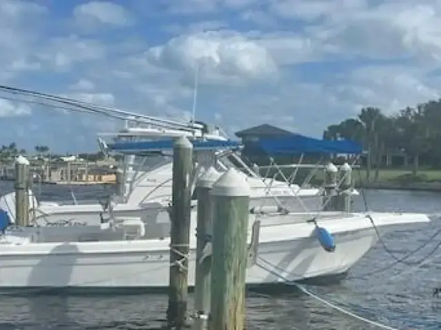 Cobia 274 Center Console