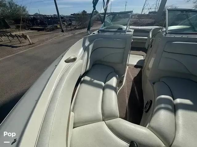 Sea Ray 230 Signature