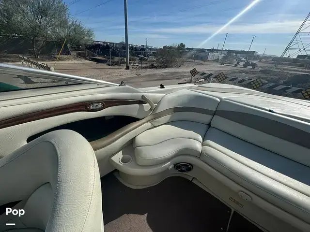 Sea Ray 230 Signature