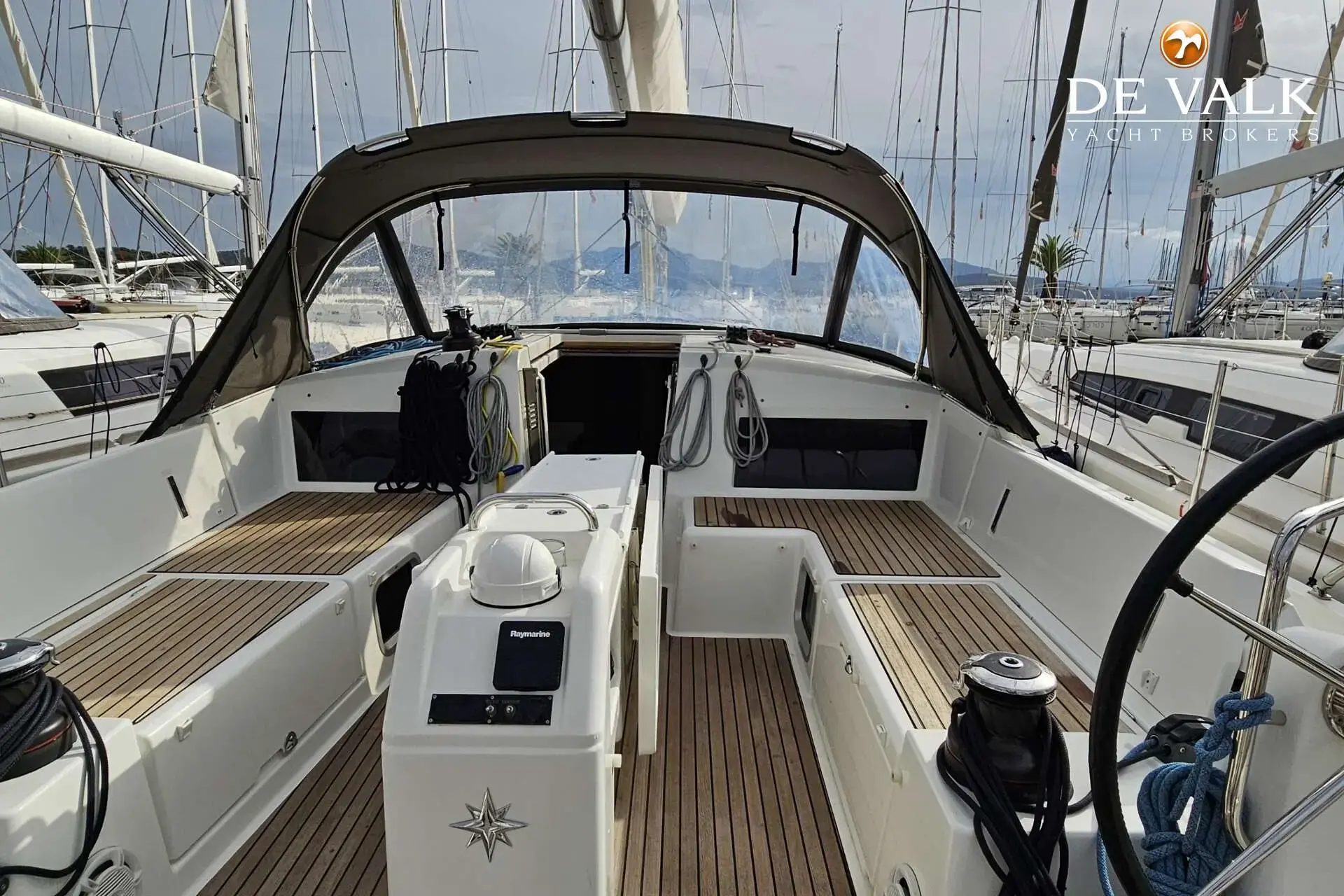 2019 Jeanneau sun odyssey 490