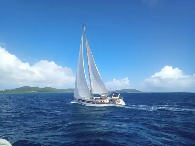 Beneteau 435