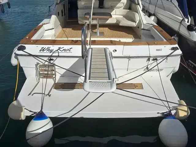 Sea Ray 460 Express Cruiser