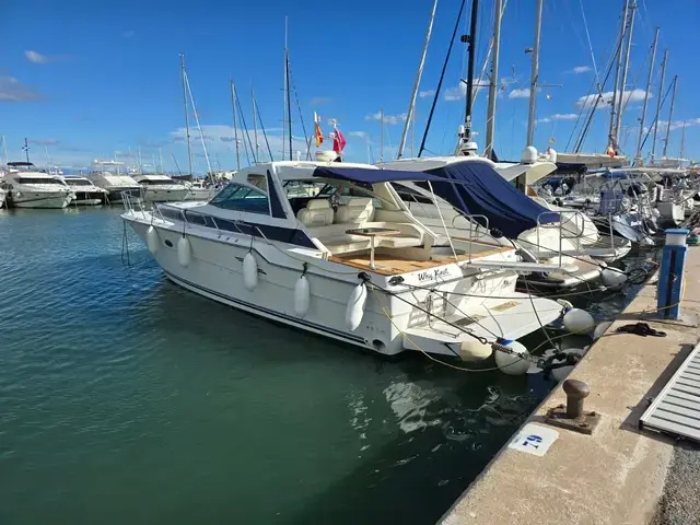 Sea Ray 460 Express Cruiser