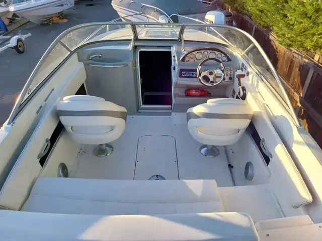 Bayliner 652 Cuddy Cabin