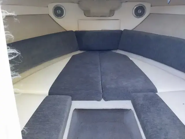 Bayliner 652 Cuddy Cabin