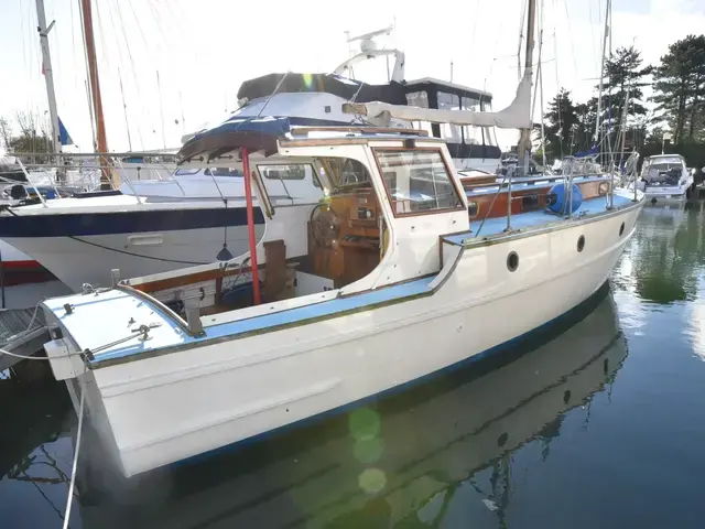 Classic Thornycroft Single Screw Motor Yacht