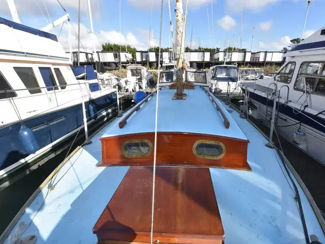 Classic Thornycroft Single Screw Motor Yacht