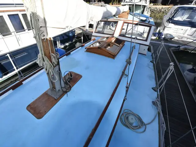 Classic Thornycroft Single Screw Motor Yacht