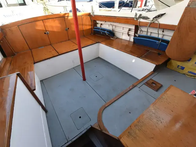 Classic Thornycroft Single Screw Motor Yacht