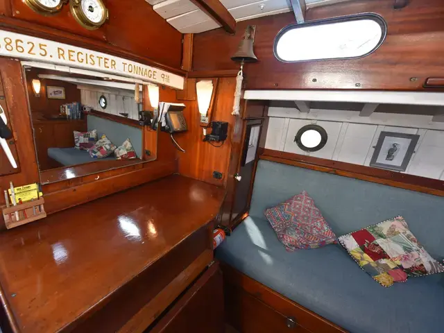 Classic Thornycroft Single Screw Motor Yacht