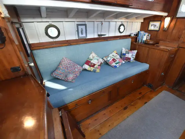 Classic Thornycroft Single Screw Motor Yacht