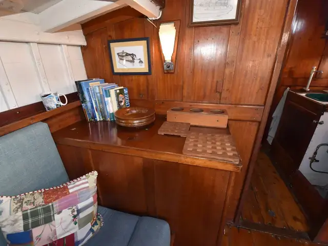 Classic Thornycroft Single Screw Motor Yacht