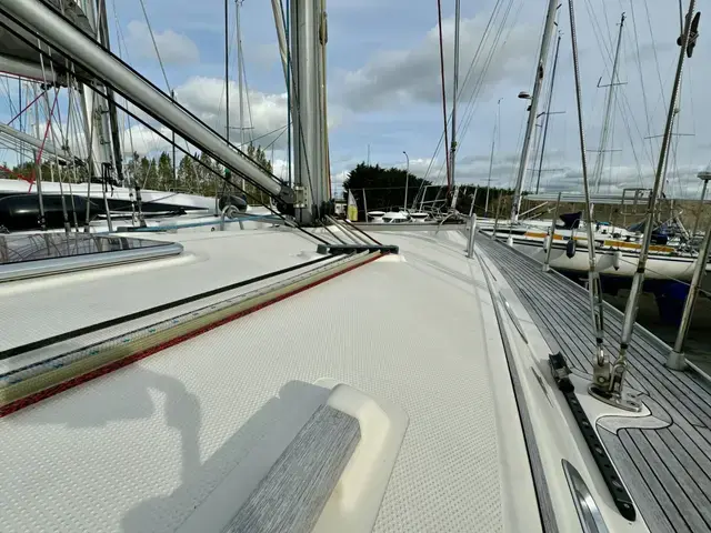 Hanse 411