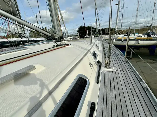 Hanse 411