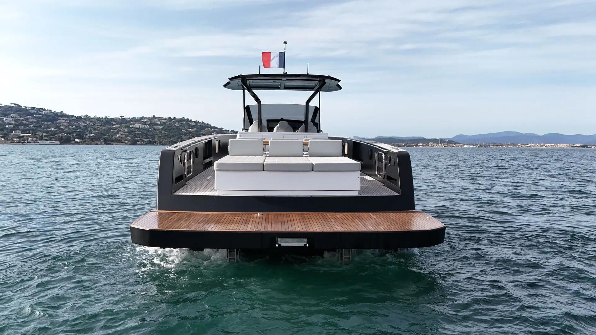 2022 Volvo Penta 43