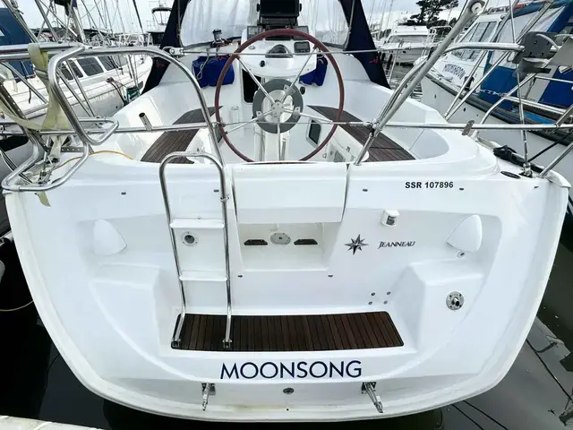 Jeanneau Sun Odyssey 35