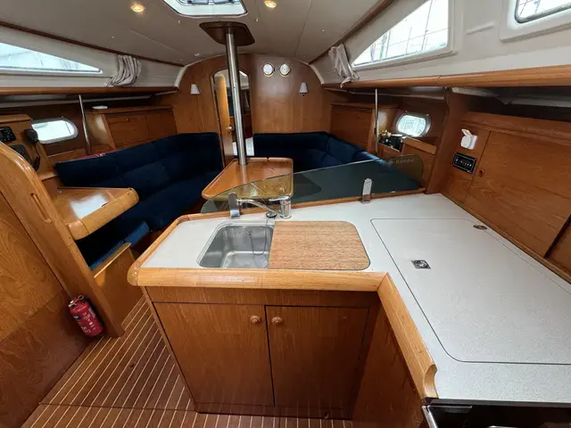 Jeanneau Sun Odyssey 35