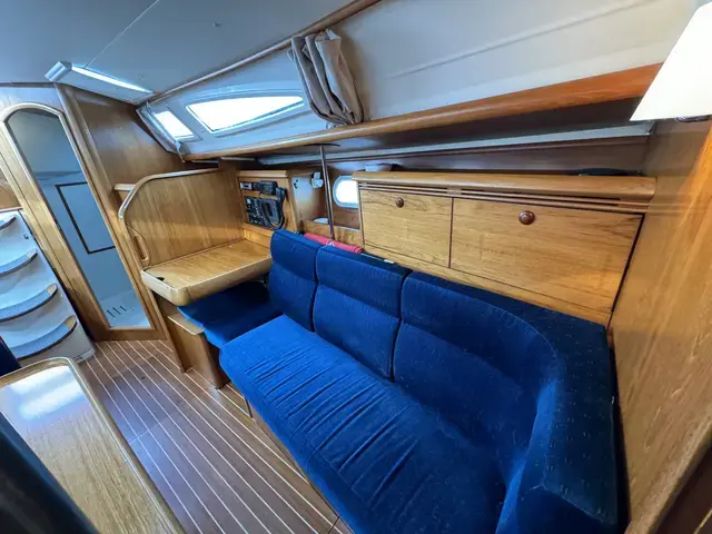 Jeanneau Sun Odyssey 35