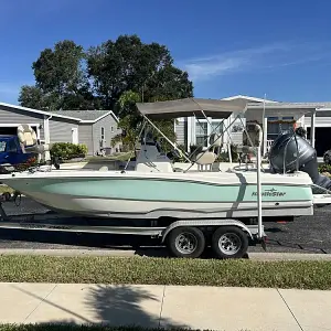 2017 Nauticstar 211 Angler