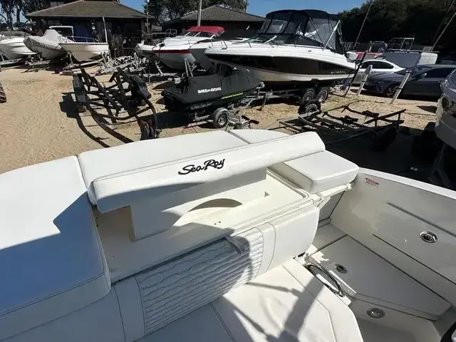 Sea Ray 230 Slx