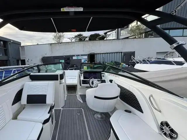 Sea Ray 230 Slx