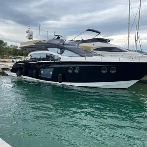 2011 Sessa Marine 54 Fly