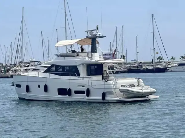 Azimut Magellano 53