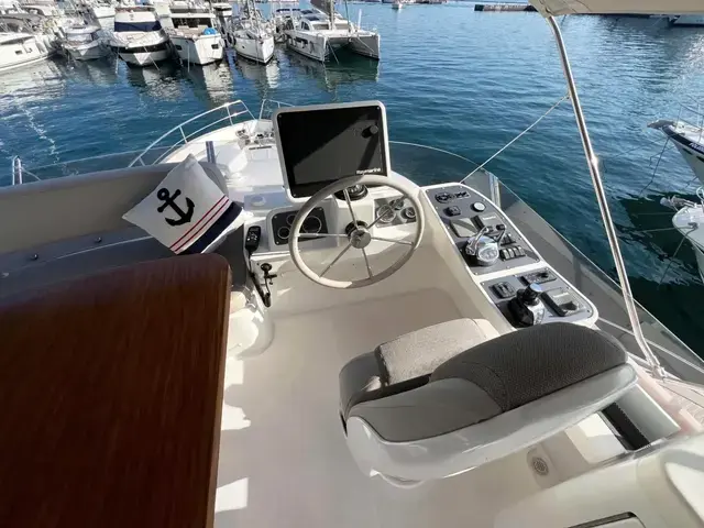 Azimut Magellano 53