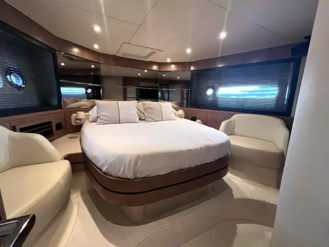 Azimut Magellano 53