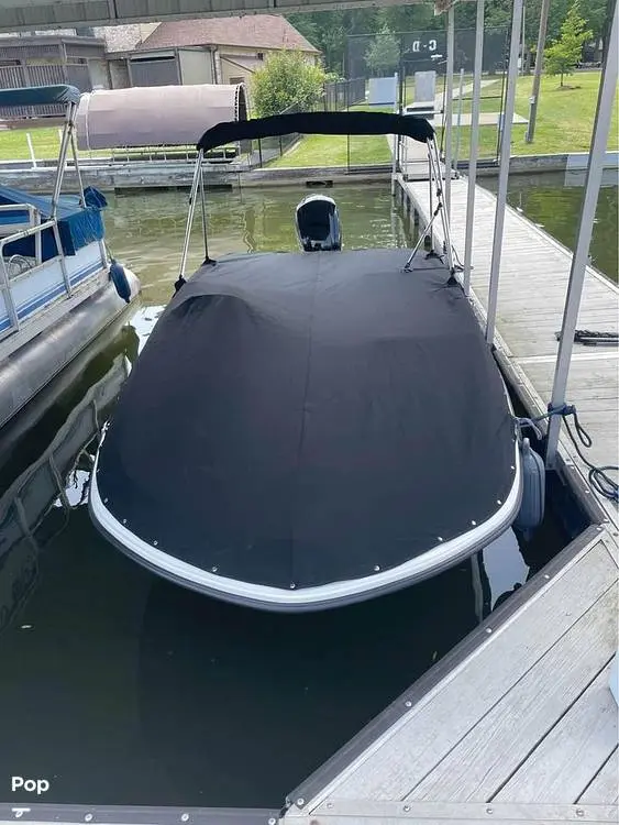 2023 Bayliner e18