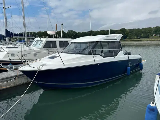 Jeanneau Merry Fisher 795