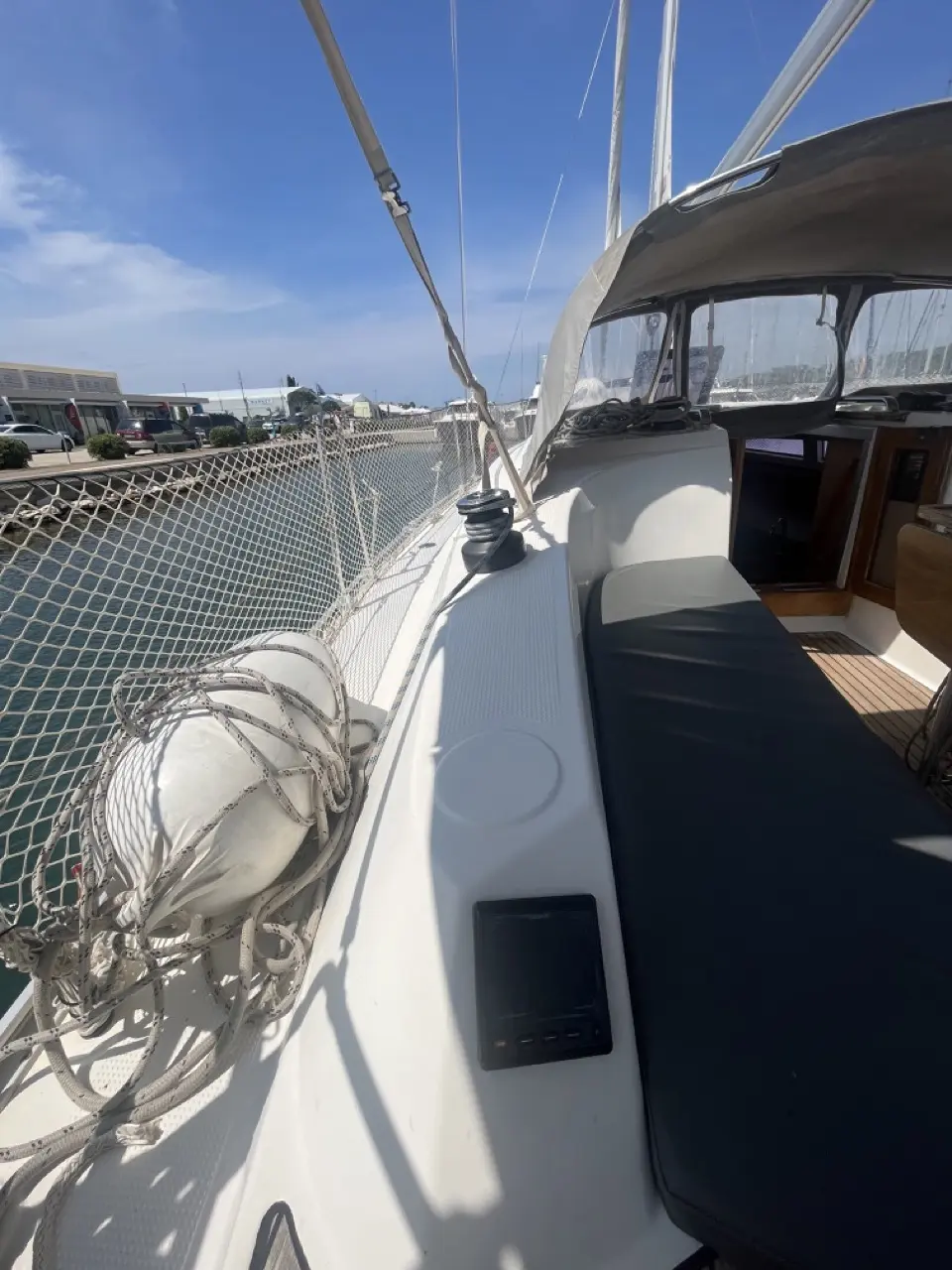 2015 Bavaria 33 cruiser