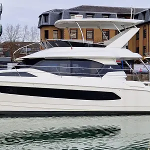 2024 Aquila 44