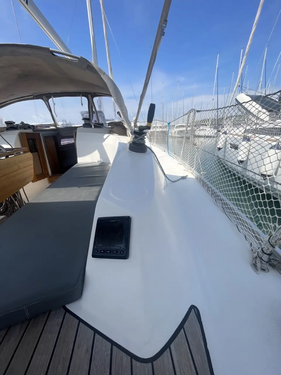 2015 Bavaria 33 cruiser