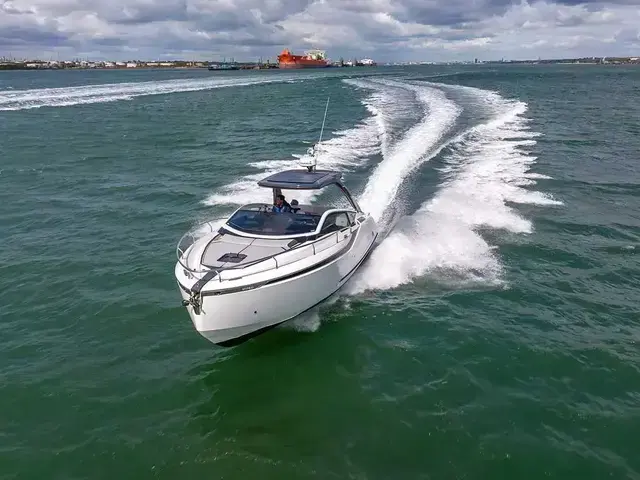 Fairline F Line 33