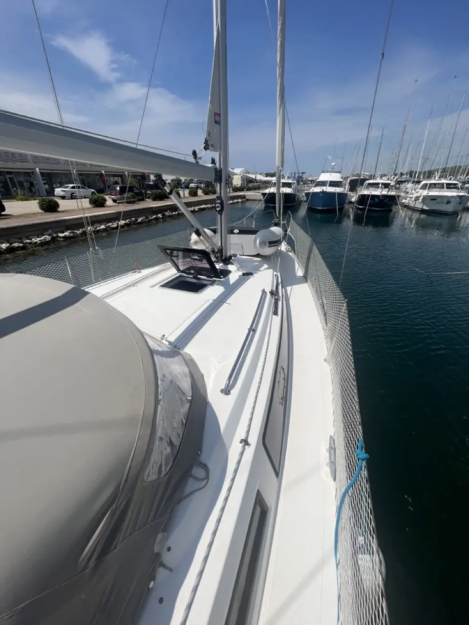 2015 Bavaria 33 cruiser