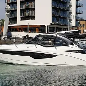 2019 Galeon 335 Hts