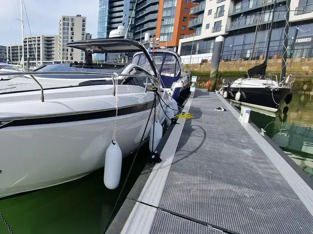 Fairline F Line 33