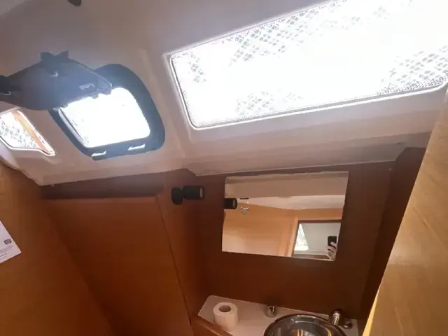 Jeanneau Sun Odyssey 349